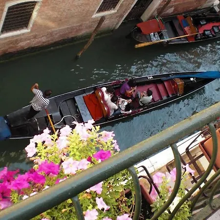 Leoncini With A Wonderful Canal View Veneza Exterior foto