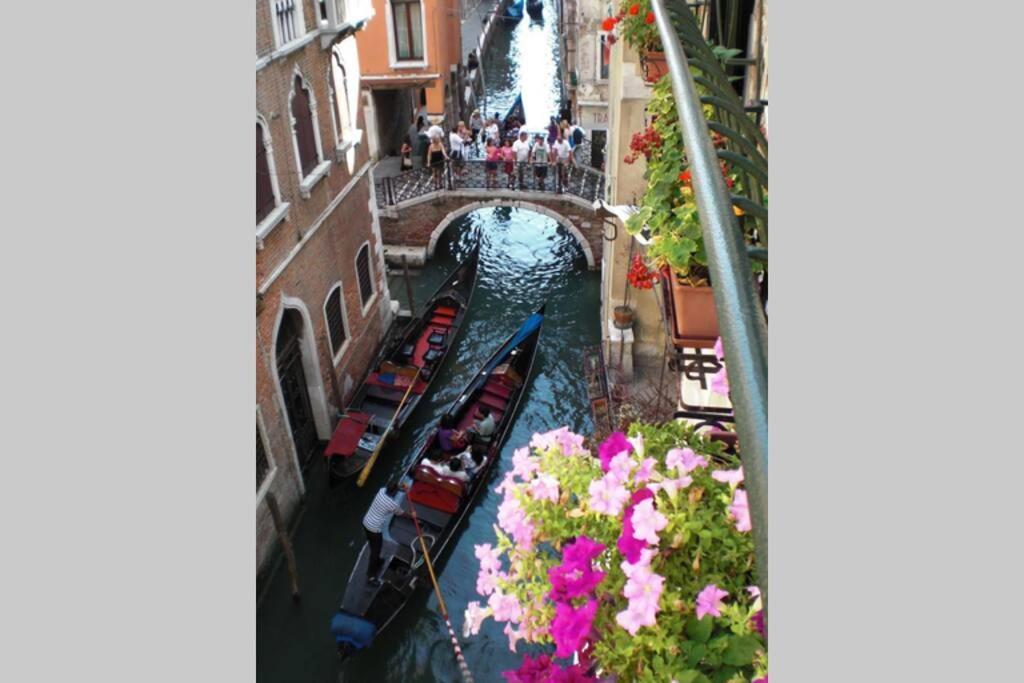 Leoncini With A Wonderful Canal View Apartamento