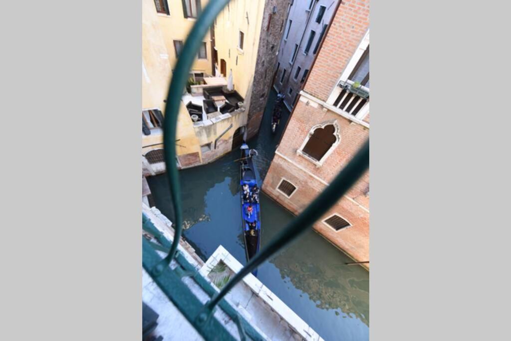 Leoncini With A Wonderful Canal View Veneza